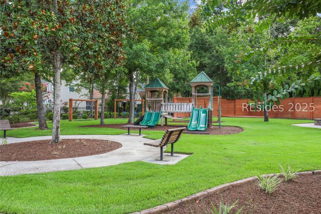 46 Woods Bay Rd, Bluffton, SC 29910