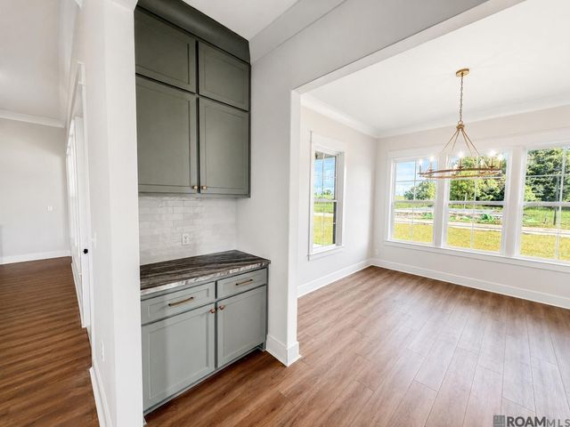 4432 Camargue Avenue, Baton Rouge, LA 70820