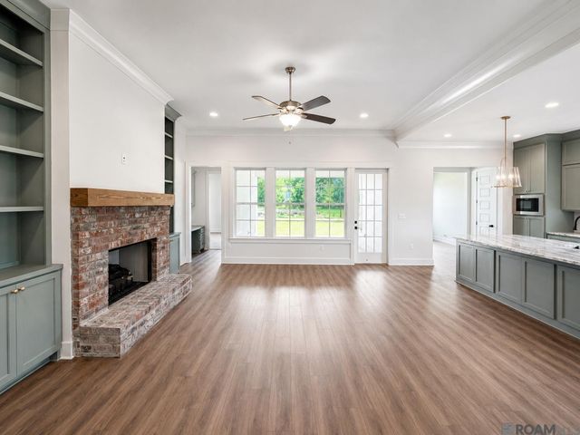 4432 Camargue Avenue, Baton Rouge, LA 70820