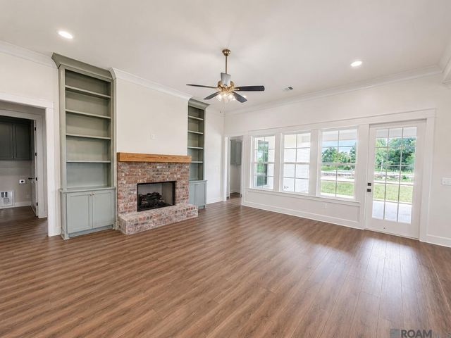 4432 Camargue Avenue, Baton Rouge, LA 70820