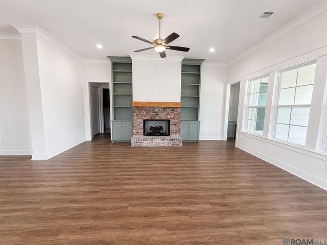 4432 Camargue Avenue, Baton Rouge, LA 70820