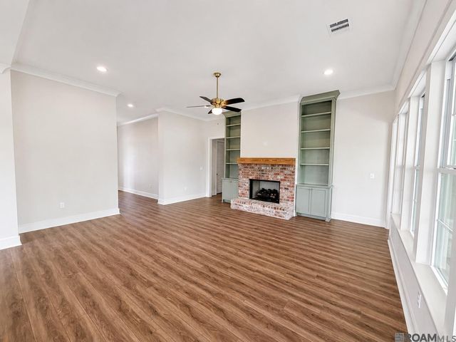 4432 Camargue Avenue, Baton Rouge, LA 70820