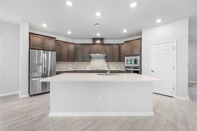 28575 COZY CREEK DRIVE, Wesley Chapel, FL 33543