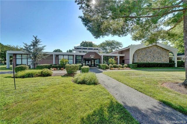 18 Hastings Court B, Yorktown Heights, NY 10598