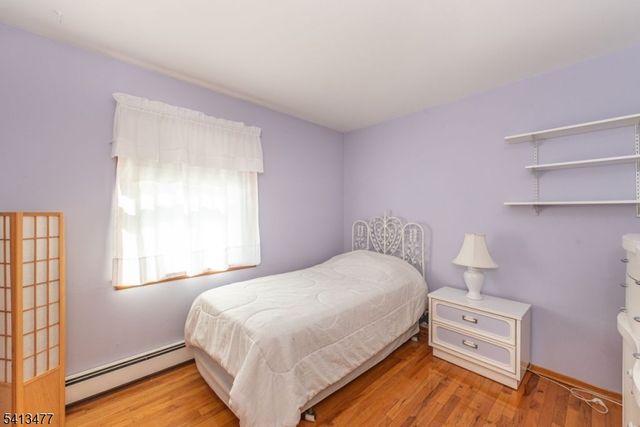 4 Brookside Ct, Parsippany-troy Hills Twp., NJ 07054