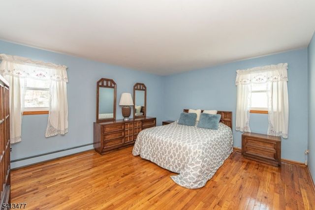 4 Brookside Ct, Parsippany-troy Hills Twp., NJ 07054