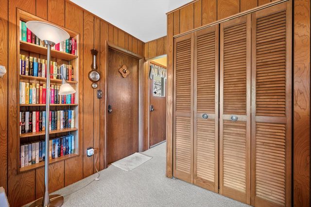 7245 N Wayside COURT, Glendale, WI 53209