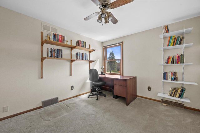 7245 N Wayside COURT, Glendale, WI 53209