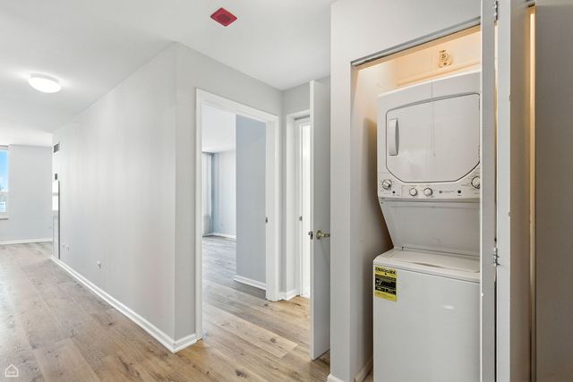 345 N LaSalle Street 2602, Chicago, IL 60654