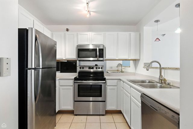 345 N LaSalle Street 2602, Chicago, IL 60654