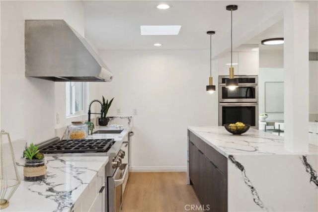 1290 E Woodbury, Pasadena, CA 91104