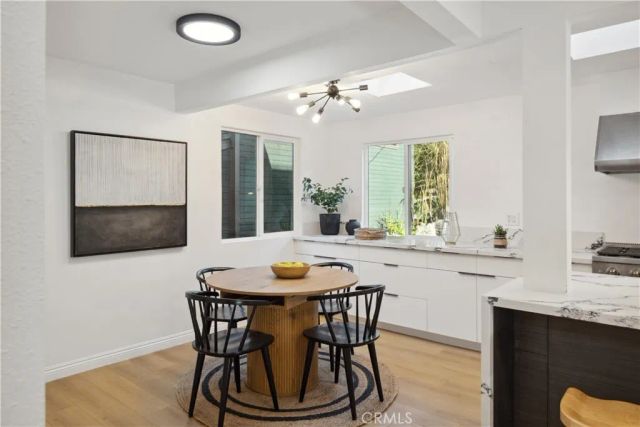 1290 E Woodbury, Pasadena, CA 91104