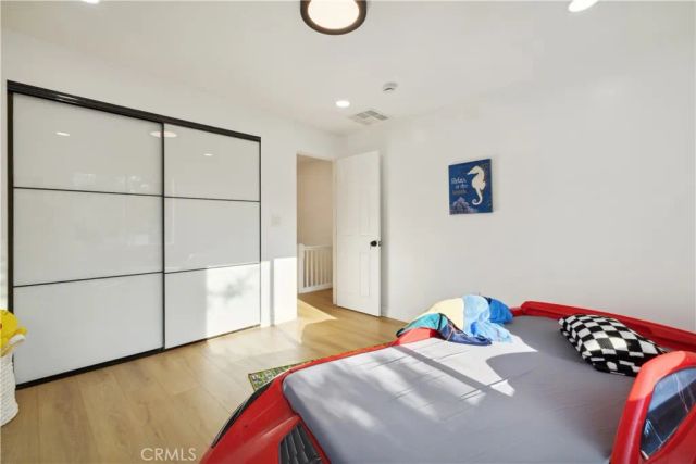 1290 E Woodbury, Pasadena, CA 91104