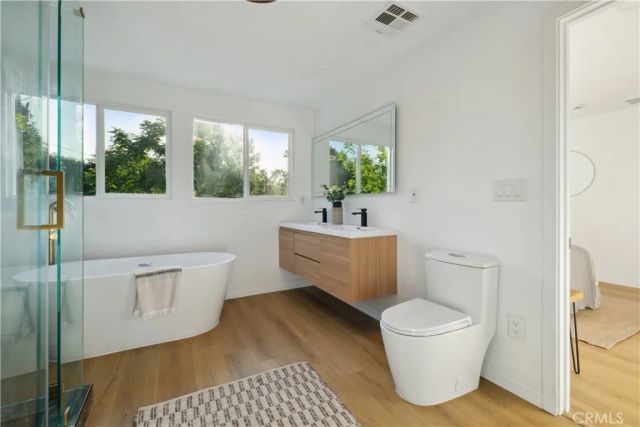 1290 E Woodbury, Pasadena, CA 91104