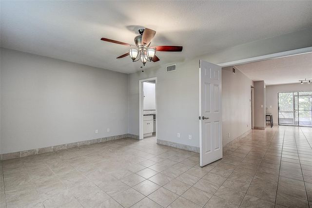 2632 ENTERPRISE ROAD E A12, Clearwater, FL 33759