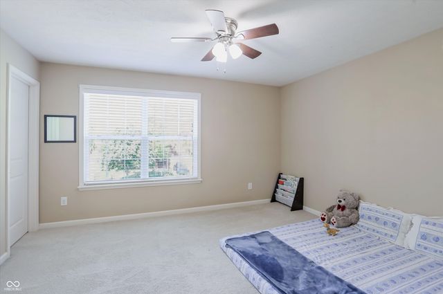 1930 Lakecrest Drive, Columbus, IN 47201