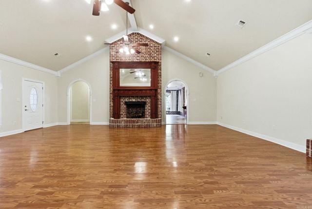 124 Wanda Gail Drive, El Dorado, AR 71730