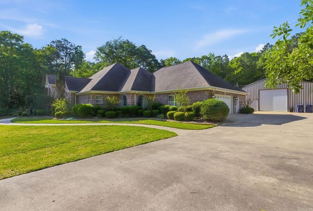 124 Wanda Gail Drive, El Dorado, AR 71730