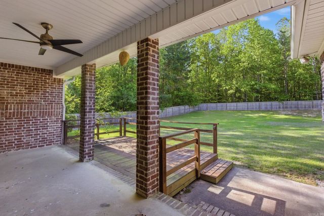 124 Wanda Gail Drive, El Dorado, AR 71730