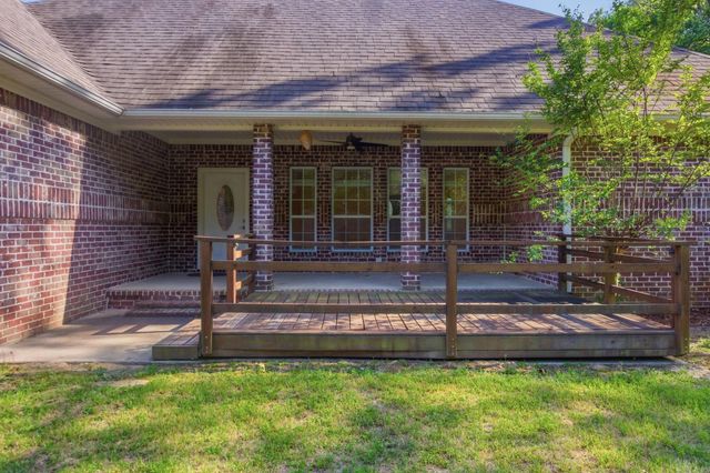 124 Wanda Gail Drive, El Dorado, AR 71730