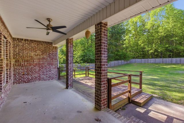 124 Wanda Gail Drive, El Dorado, AR 71730
