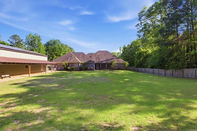 124 Wanda Gail Drive, El Dorado, AR 71730
