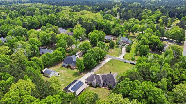 124 Wanda Gail Drive, El Dorado, AR 71730