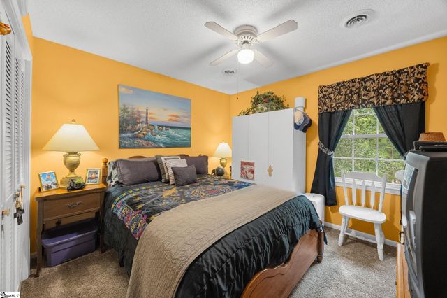 120 E Woodburn Drive, Taylors, SC 29687