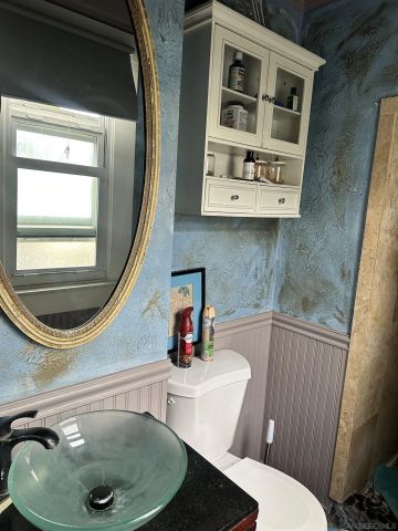 2068 Front St, San Diego, CA 92101