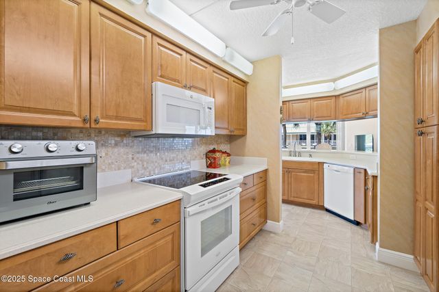 425 Buchanan Avenue, 201, Cape Canaveral, FL 32920