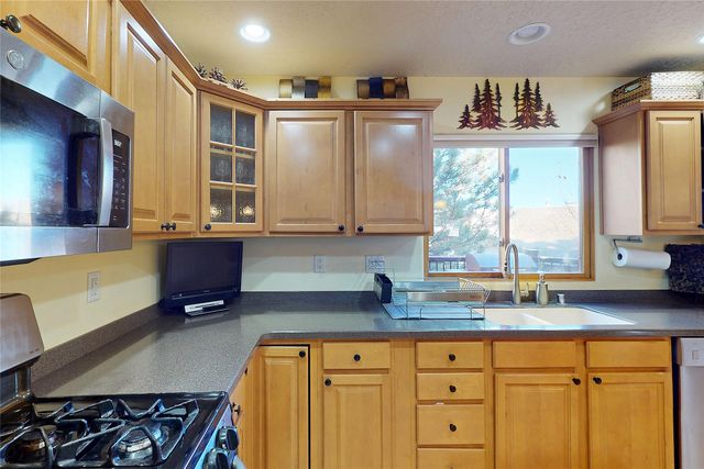 1980 Elderberry Street, Los Alamos, NM 87544