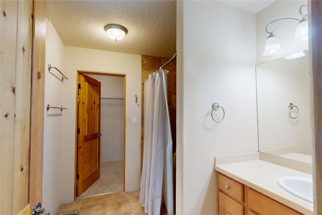 1980 Elderberry Street, Los Alamos, NM 87544