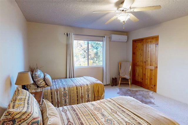 1980 Elderberry Street, Los Alamos, NM 87544