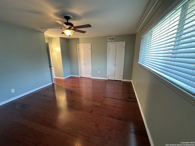 105 W Silver Sands Dr # 105A, San Antonio, TX 78216
