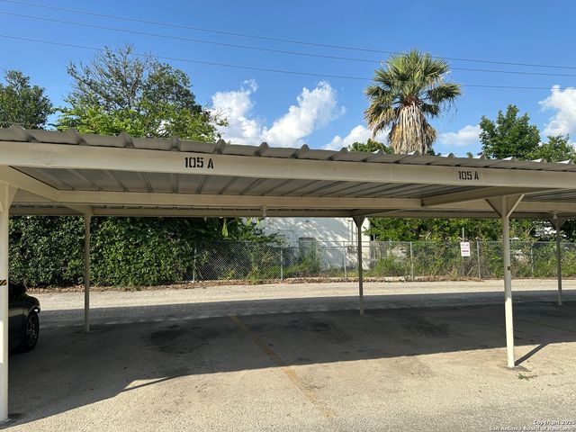 105 W Silver Sands Dr # 105A, San Antonio, TX 78216