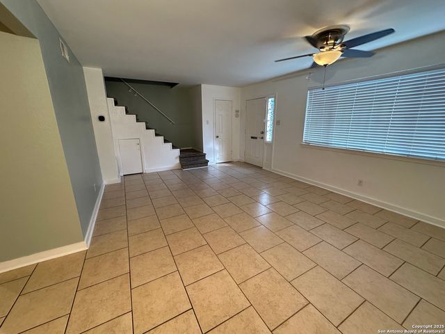 105 W Silver Sands Dr # 105A, San Antonio, TX 78216