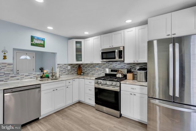 43 KUZYK RD, Cream Ridge, NJ 08514