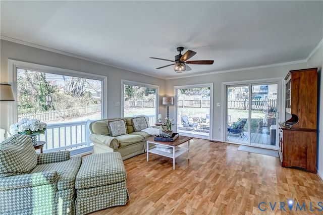 8510 Ridgeview Dr, Henrico, VA 23229