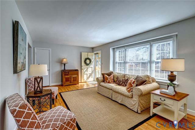 8510 Ridgeview Dr, Henrico, VA 23229