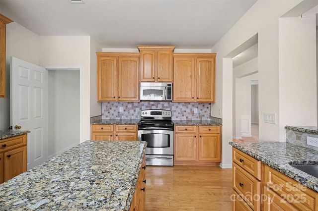 6213 Colonial Garden Drive, Huntersville, NC 28078