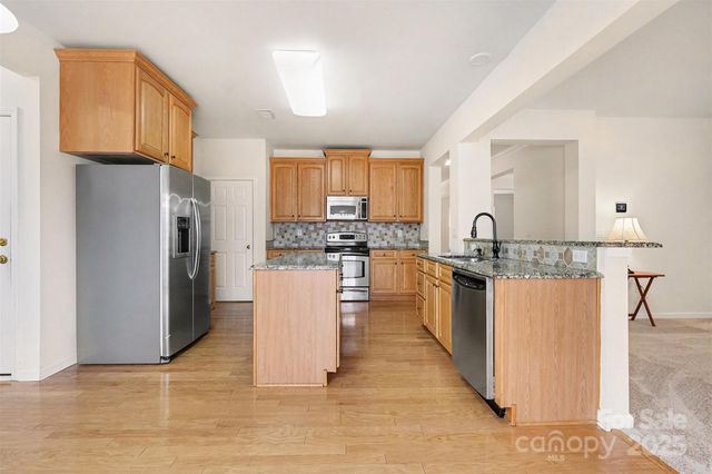 6213 Colonial Garden Drive, Huntersville, NC 28078