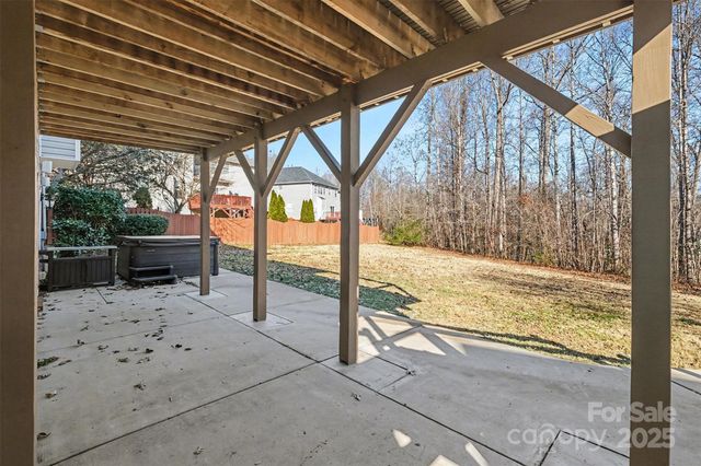 6213 Colonial Garden Drive, Huntersville, NC 28078