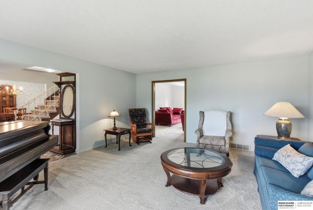 10930 Fowler Avenue, Omaha, NE 68164