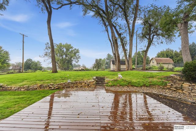 10930 Fowler Avenue, Omaha, NE 68164