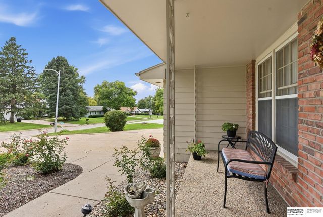 10930 Fowler Avenue, Omaha, NE 68164