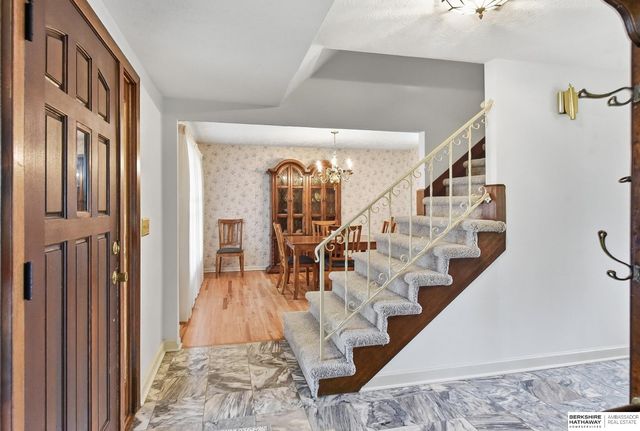 10930 Fowler Avenue, Omaha, NE 68164