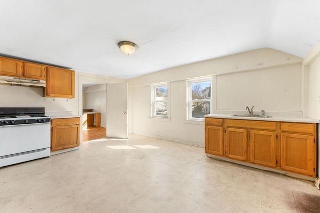 254-256 Washington St, Boston, MA 02135