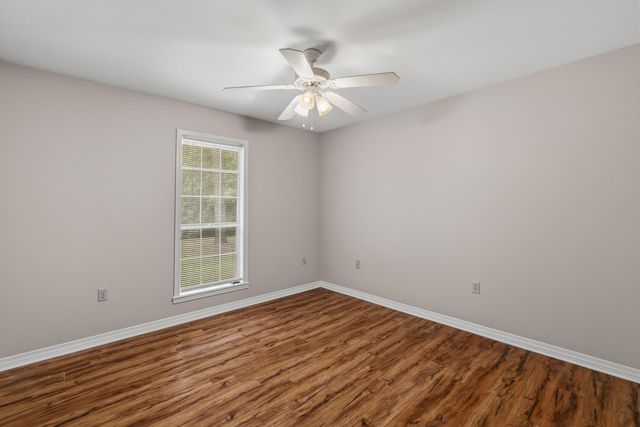 100 Baywood Dr., Hattiesburg, MS 39402