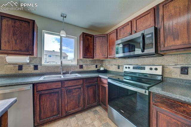 878 Barn Owl Drive, Fountain, CO 80817