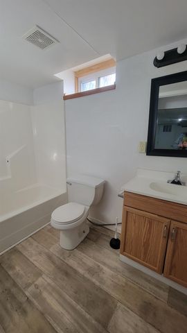 4001 E Vesta DR, Wichita, KS 67208